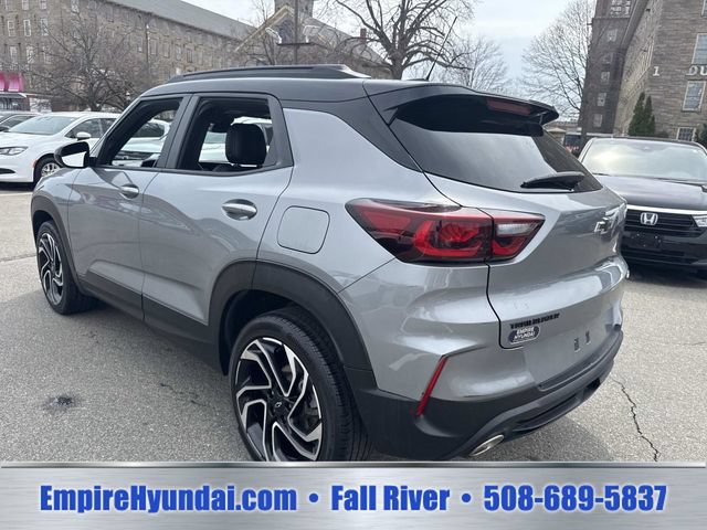 Used 2024 Chevrolet TrailBlazer RS FWD image 9