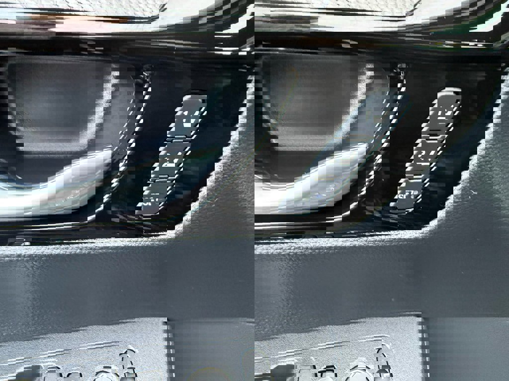 Used 2023 Honda CR-V Sport Touring image 12