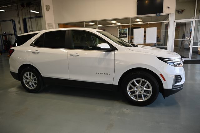 Used 2024 Chevrolet Equinox LT FWD image 4