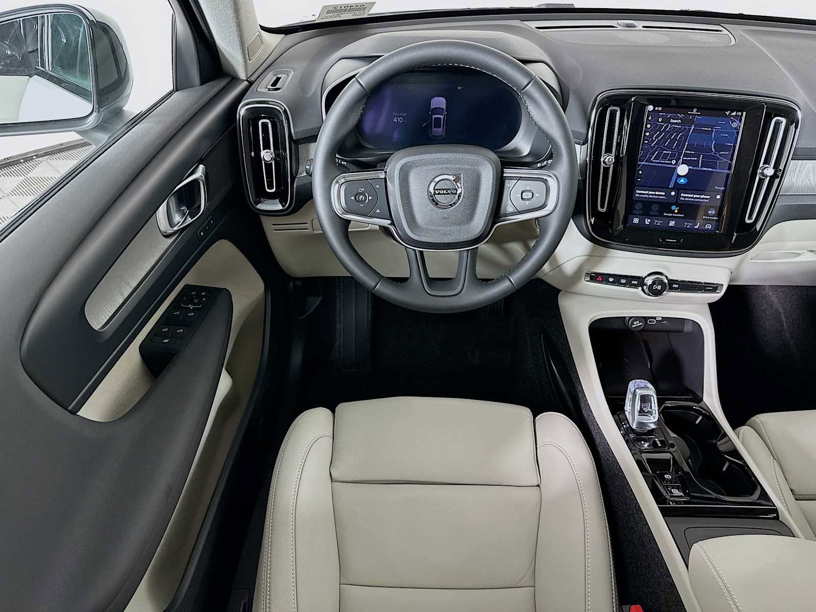 New 2026 Volvo XC40 B5 Plus w/ Protection Package Premier image 21