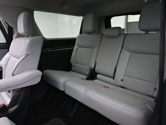 New 2025 Ford Expedition Max Platinum w/ Platinum Ultimate Package image 27