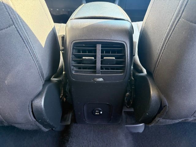 Used 2021 Ford Escape SE image 28