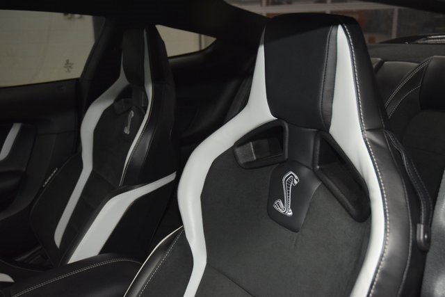 Used 2021 Ford Mustang Shelby GT500 w/ Technology Package image 41