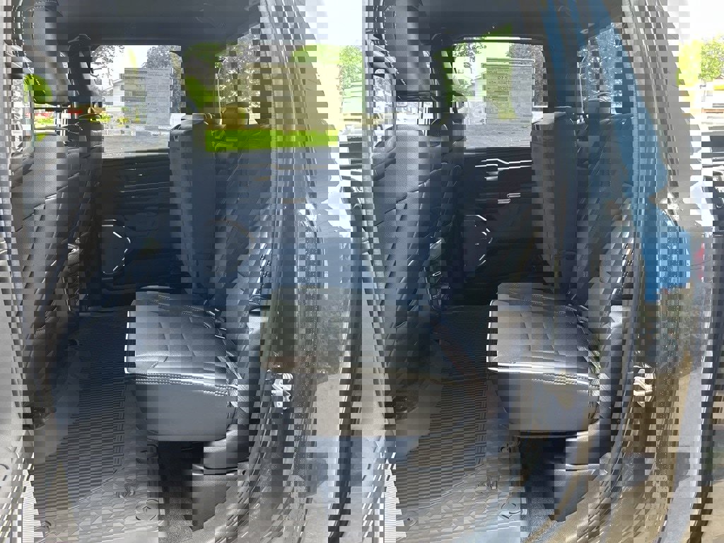 New 2025 RAM 1500 Laramie image 11