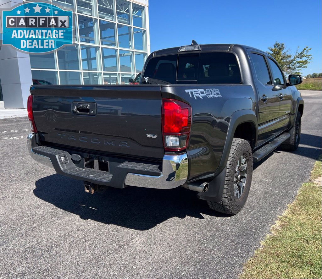 Used 2019 Toyota Tacoma TRD Off-Road w/ Exterior Package AWD/4WD image 4