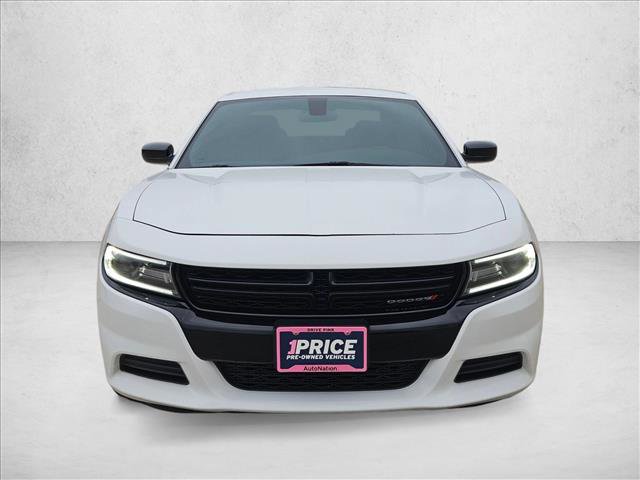 Used 2020 Dodge Charger SXT w/ Blacktop Package RWD image 2