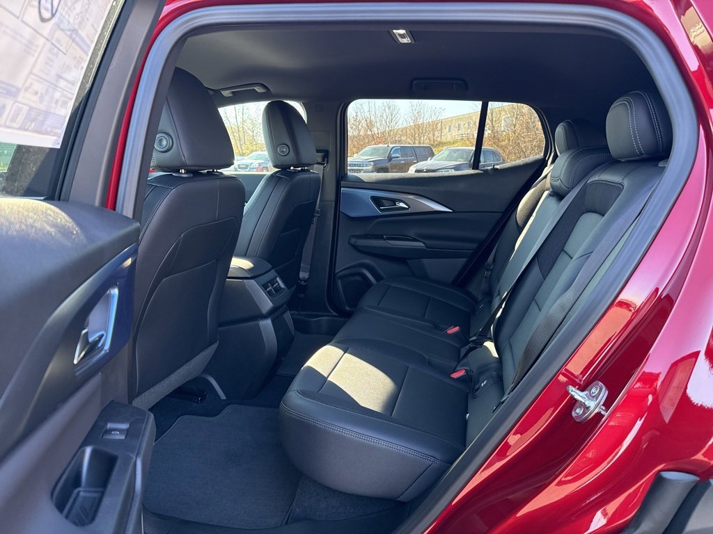 New 2026 Chevrolet Equinox EV LT image 17