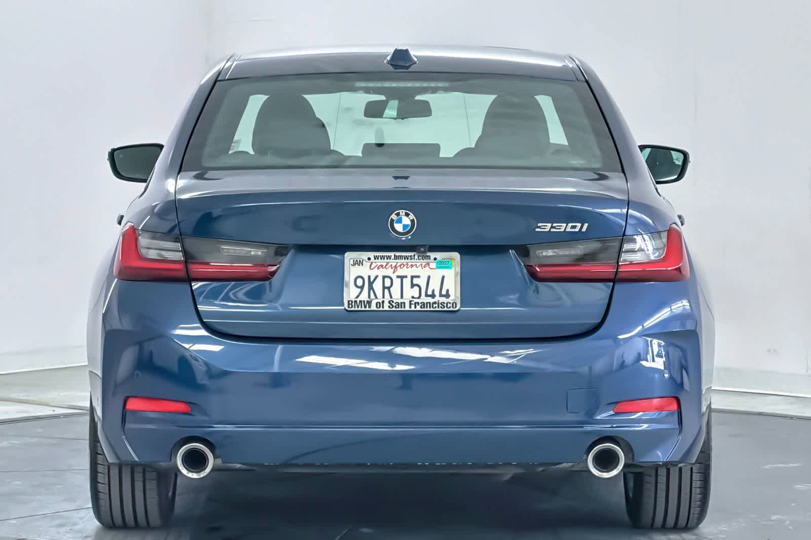 Used 2024 BMW 330i Sedan w/ Premium Package RWD image 7