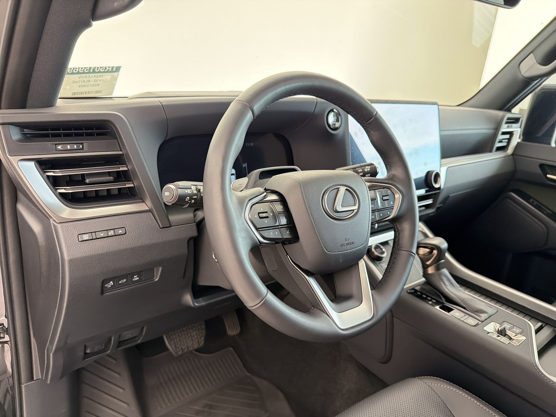 Used 2024 Lexus GX 550 AWD/4WD image 4