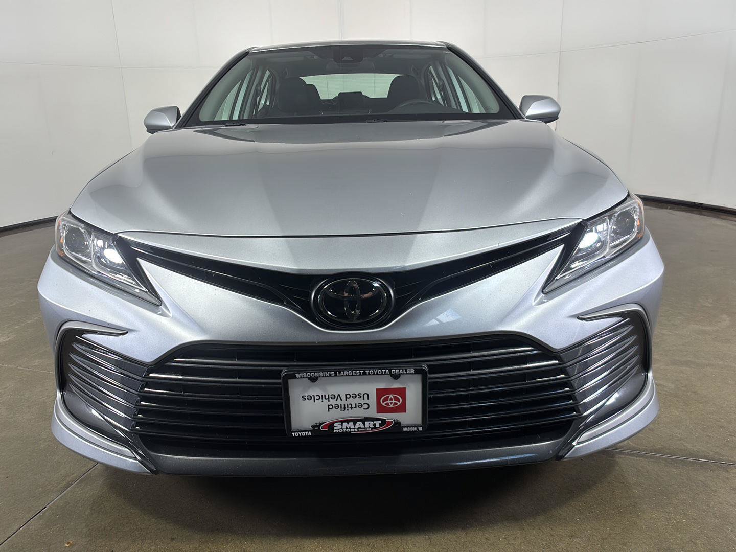 Used 2023 Toyota Camry LE FWD image 6