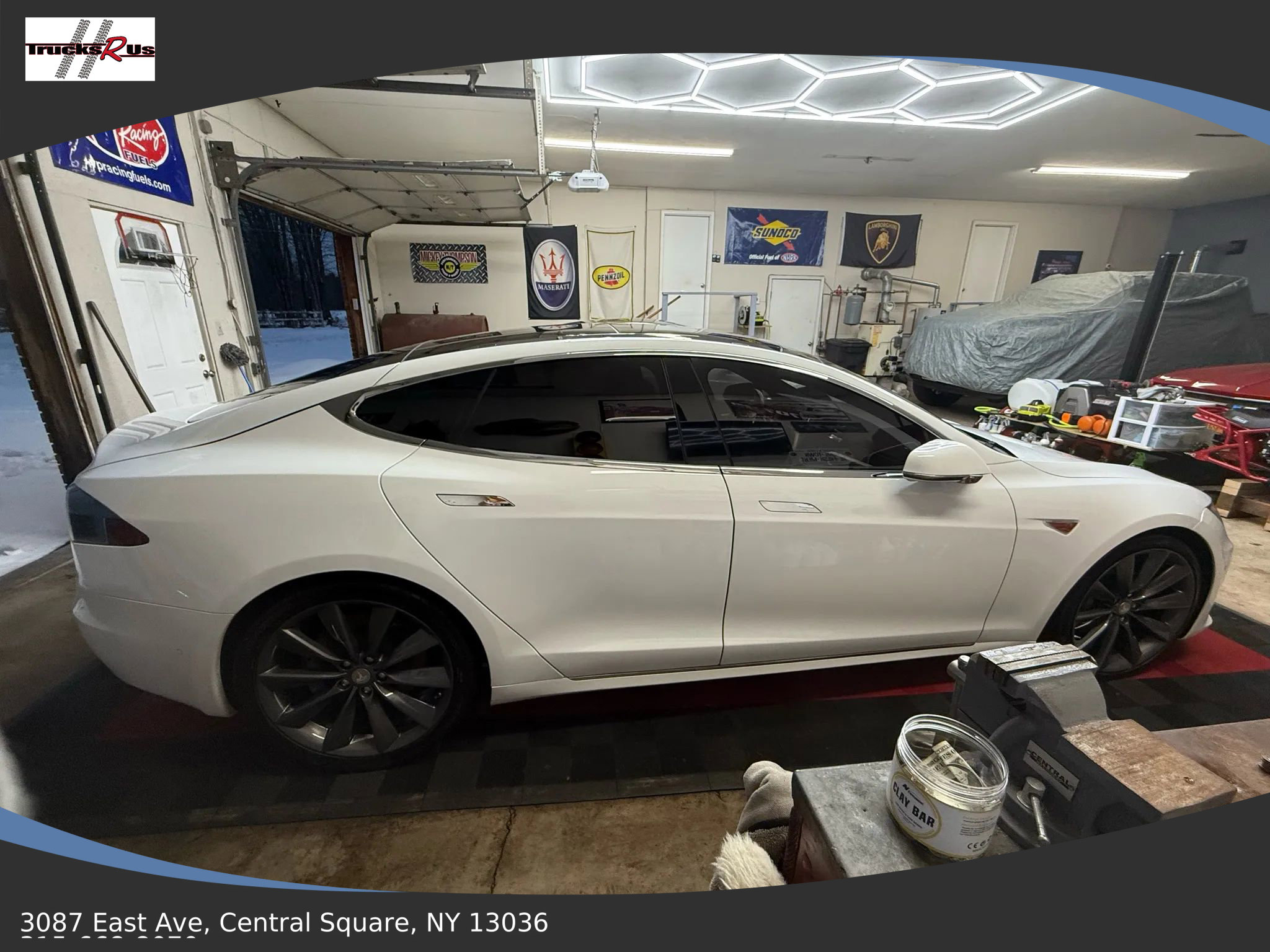Used 2016 Tesla Model S 90D image 8