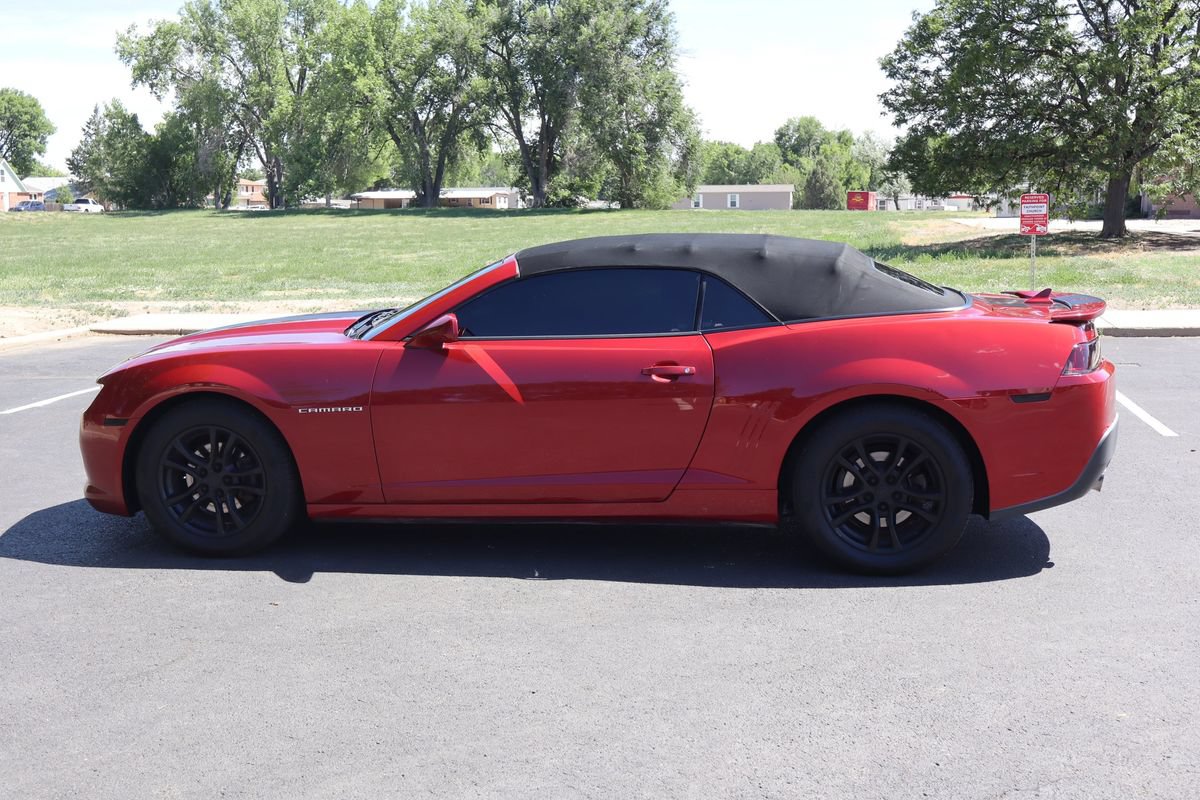 Used 2014 Chevrolet Camaro LT RWD image 9