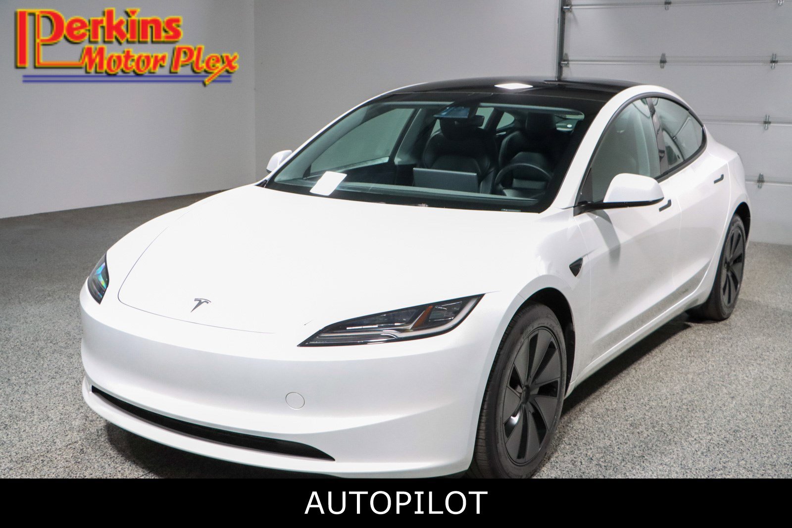 Used 2025 Tesla Model 3 Long Range image 1