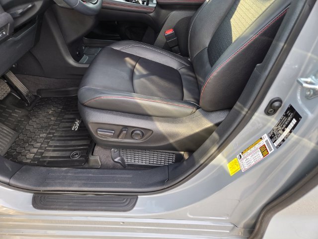 Certified 2025 Toyota Sienna XSE w/ XSE Plus Package AWD/4WD image 19