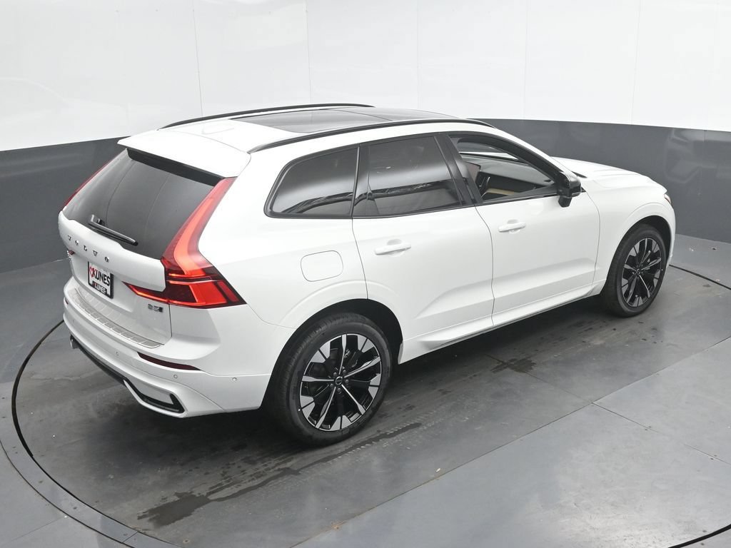 New 2026 Volvo XC60 B5 Plus w/ Climate Package AWD/4WD image 27