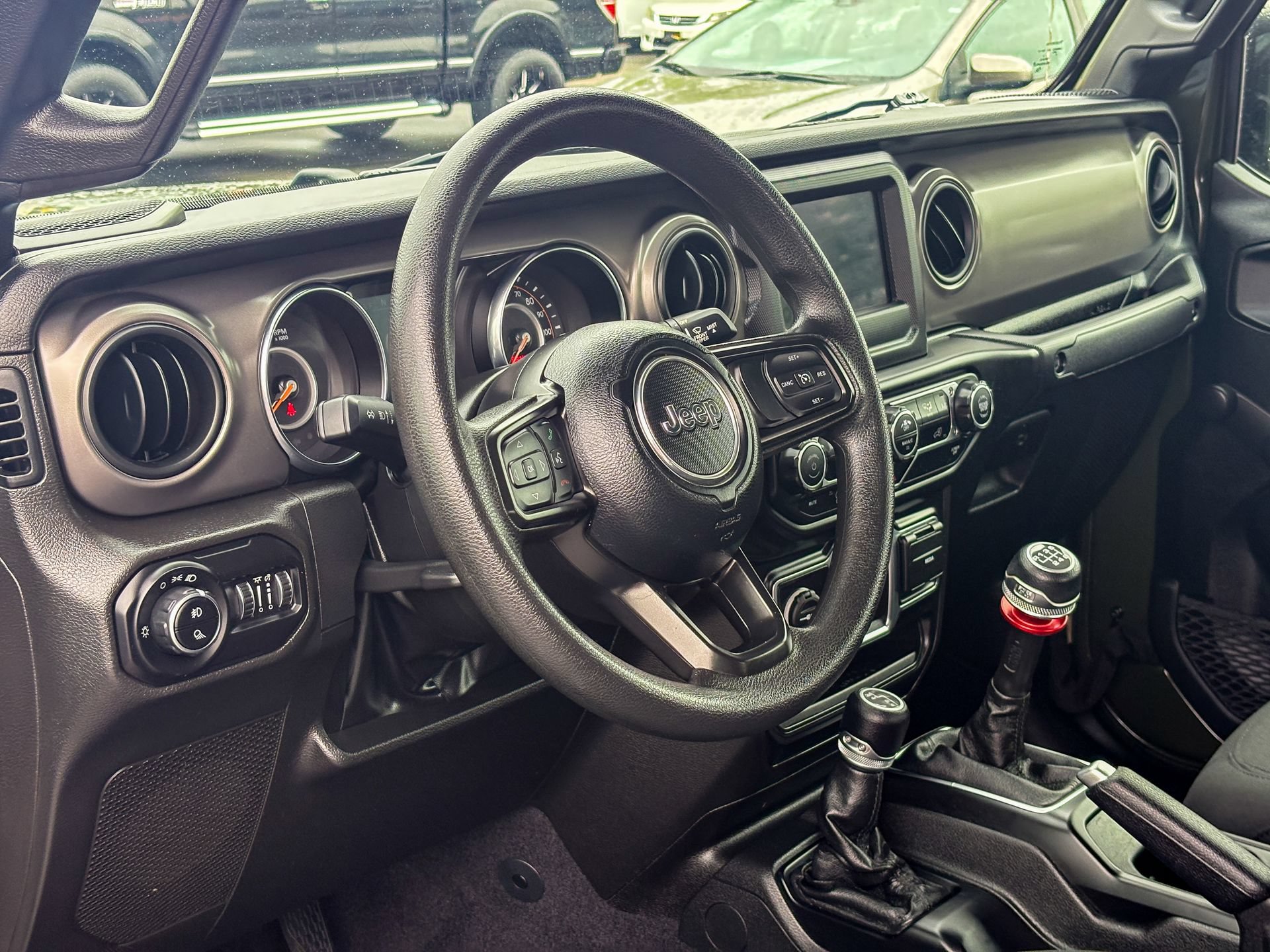 Used 2022 Jeep Gladiator Sport w/ Trailer Tow Package AWD/4WD image 4