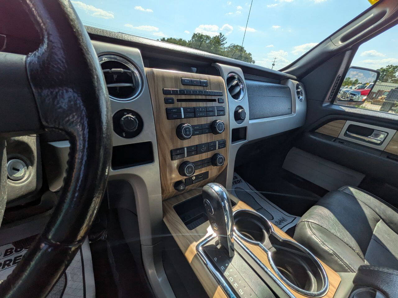 Used 2011 Ford F150 Lariat w/ Lariat Plus Pkg AWD/4WD image 15