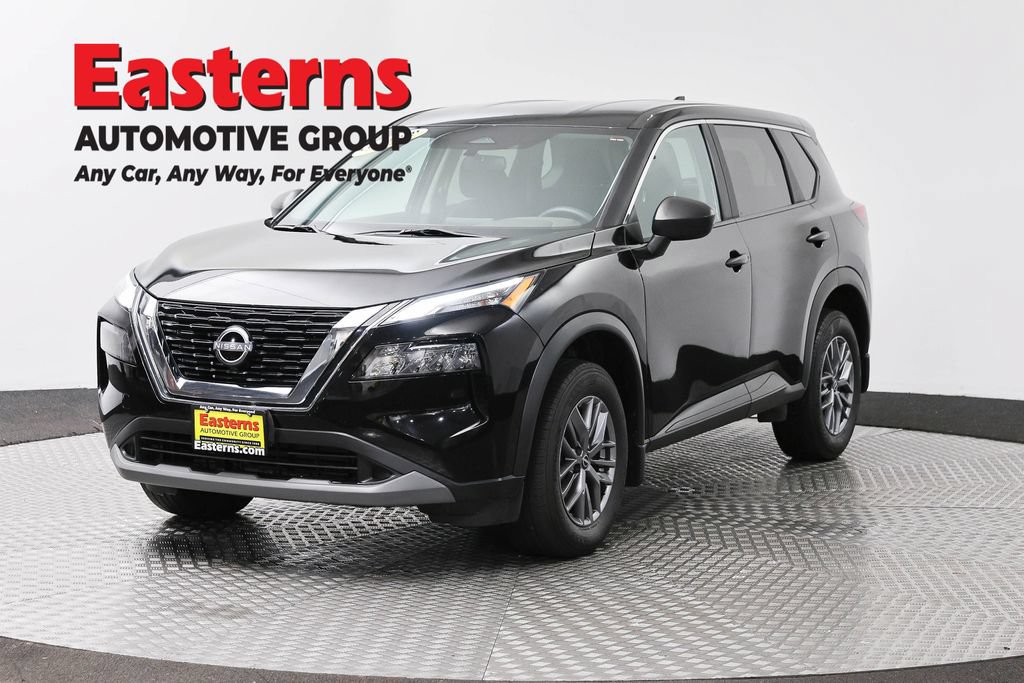 Used 2023 Nissan Rogue S AWD/4WD image 1