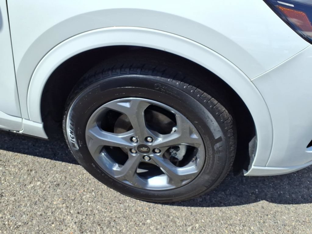 Certified 2024 Ford Escape ST-Line w/ Tech Pack #1 AWD/4WD image 5