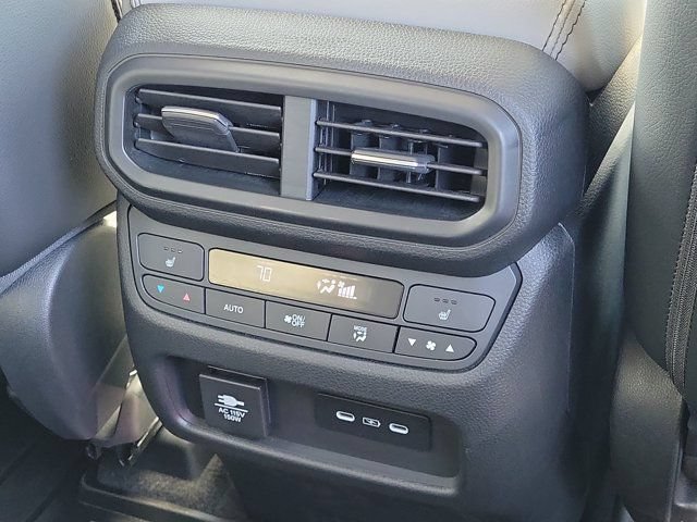 Certified 2024 Honda Pilot Elite image 6