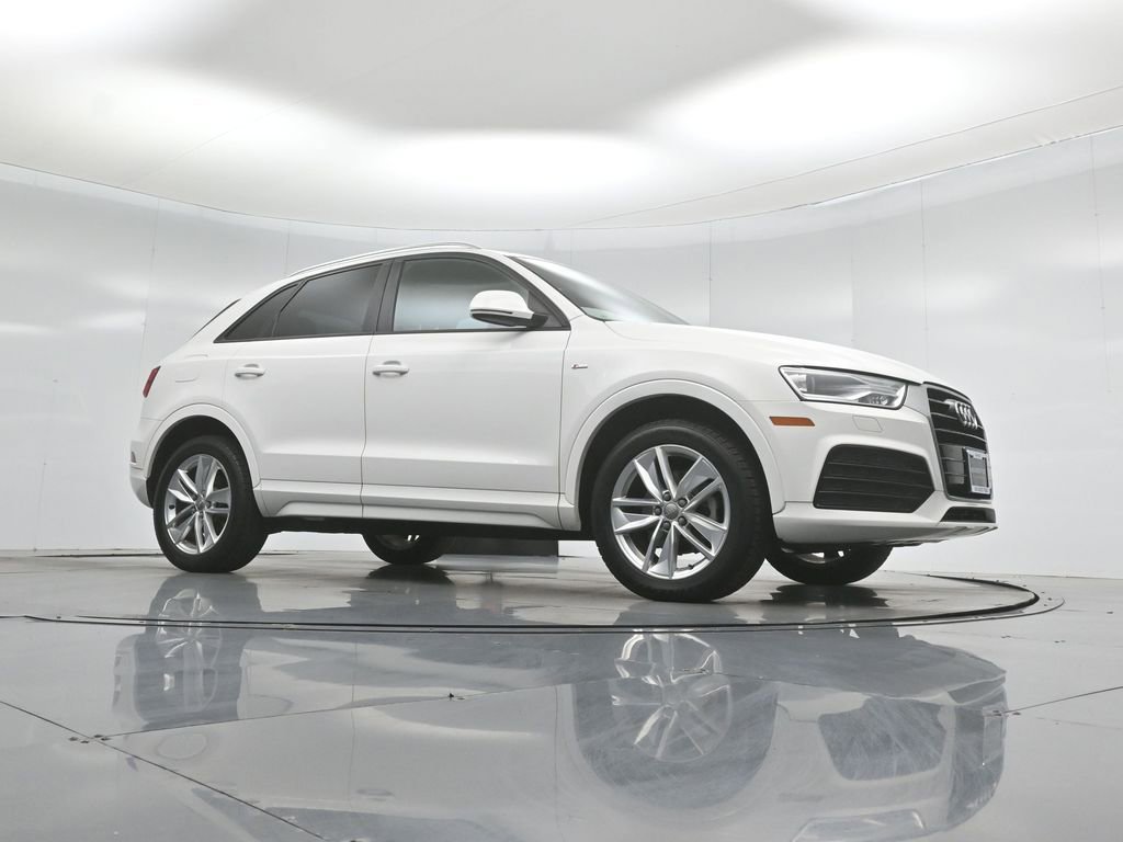Used 2018 Audi Q3 2.0T Premium w/ Convenience Package FWD image 4