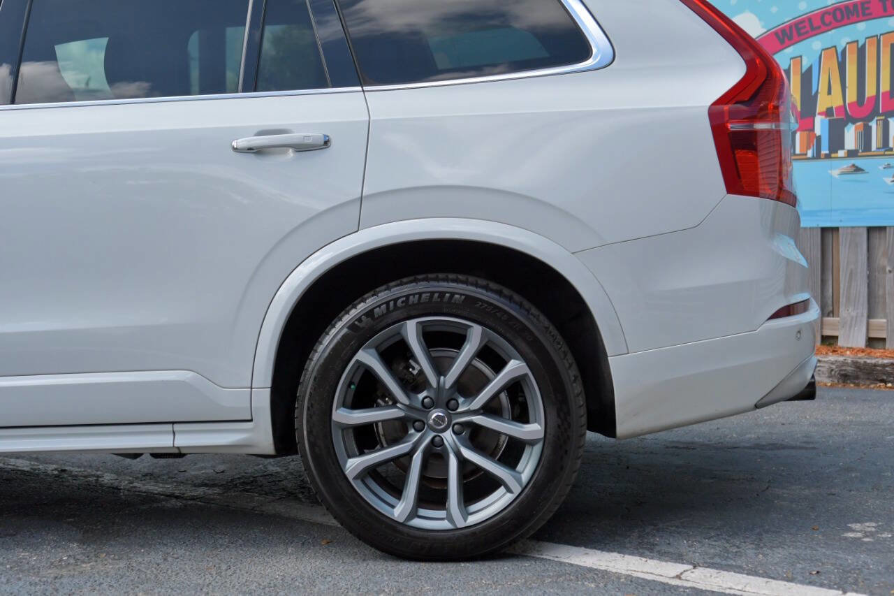 Used 2019 Volvo XC90 T5 Momentum w/ Protection Package Premier AWD/4WD image 9