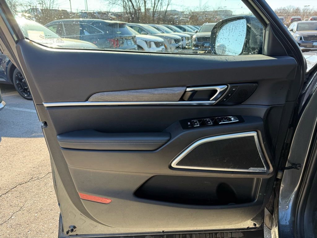 Certified 2022 Kia Telluride SX w/ SX Prestige Package image 8