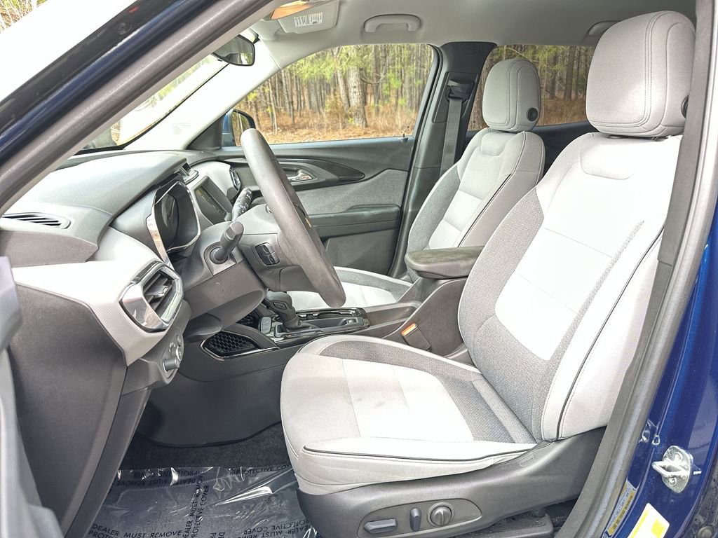 Used 2023 Chevrolet TrailBlazer LT image 12