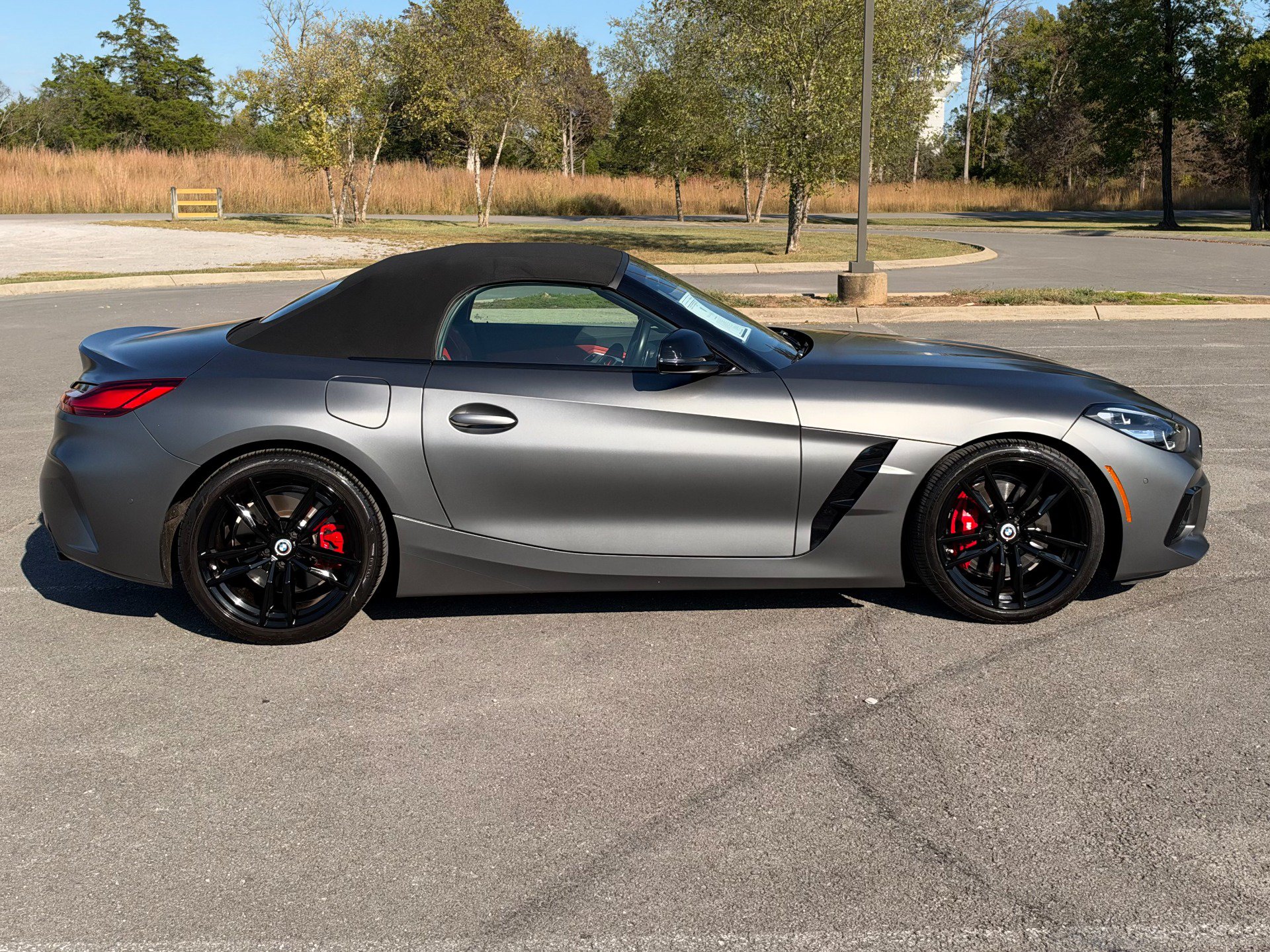 Used 2022 BMW Z4 M40i w/ Premium Package RWD image 14