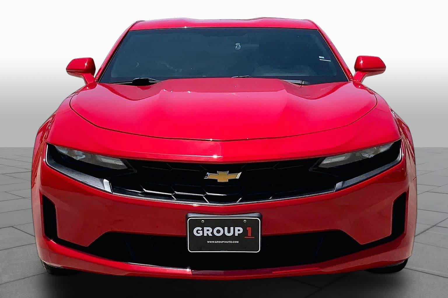 Used 2020 Chevrolet Camaro LT RWD image 4