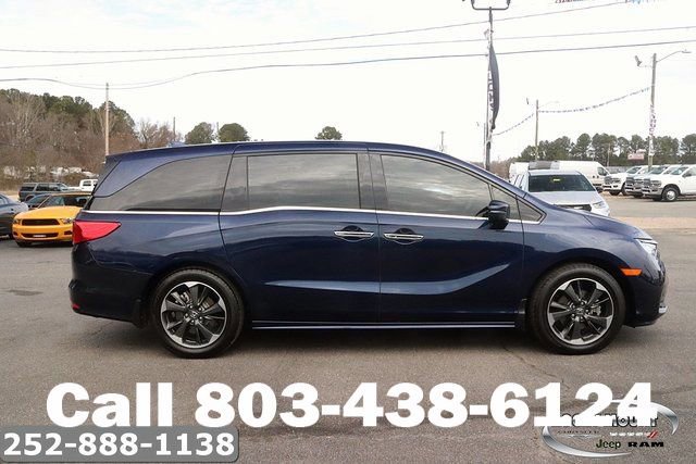 Used 2023 Honda Odyssey Elite image 4