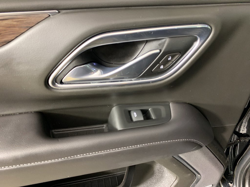 Used 2021 Chevrolet Tahoe LT w/ Luxury Package image 31