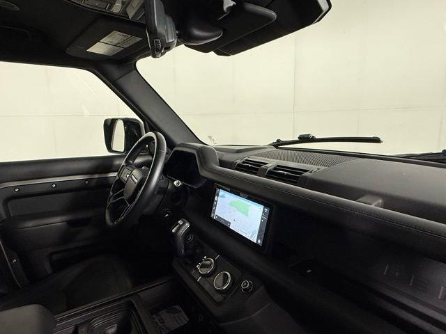 Used 2021 Land Rover Defender 110 X image 32