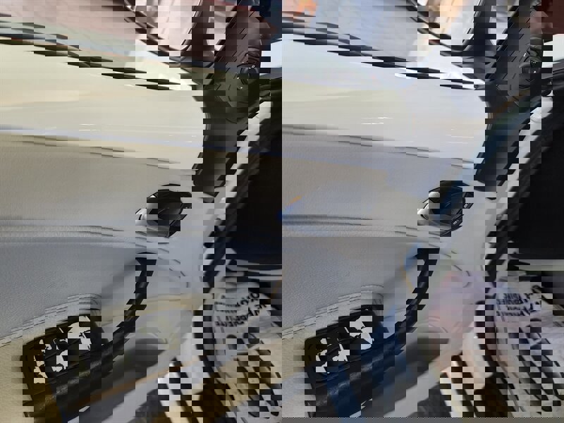 Used 2008 Saab 9-3 2.0T w/ Cold Weather Package image 15