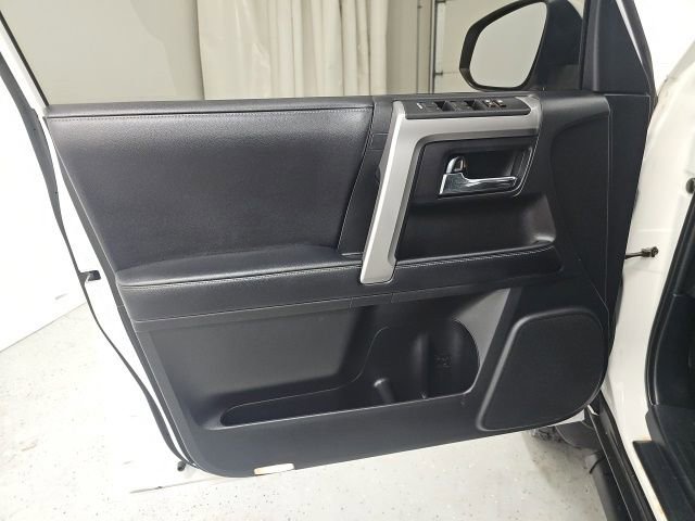 Used 2019 Toyota 4Runner SR5 image 12