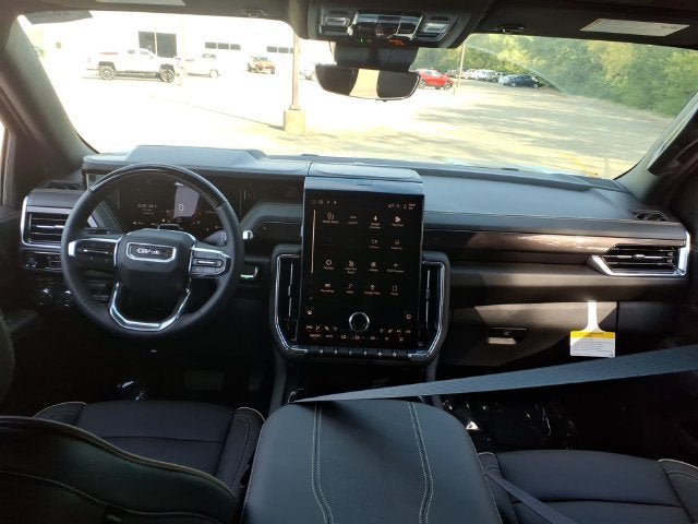 New 2026 GMC Yukon Elevation w/ Elevation Premium Package AWD/4WD image 7