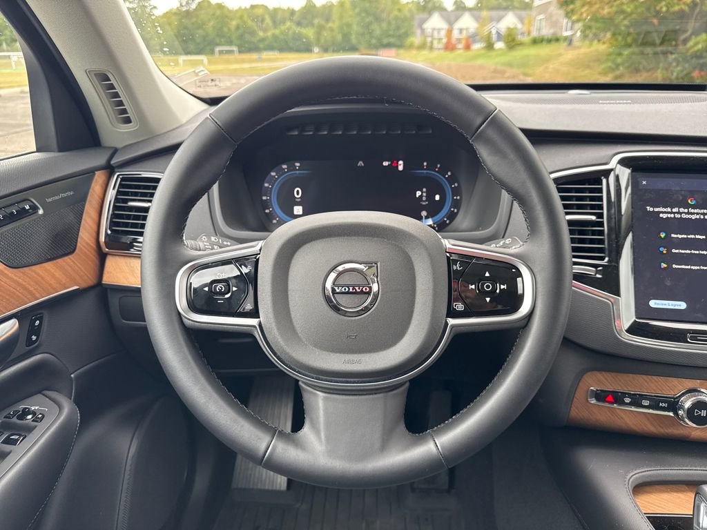 Used 2025 Volvo XC90 B6 Plus w/ Protection Package image 20