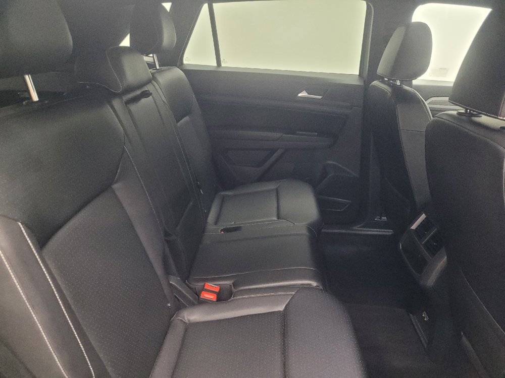 Used 2020 Volkswagen Atlas Cross Sport SE w/ Towing Package AWD/4WD image 19
