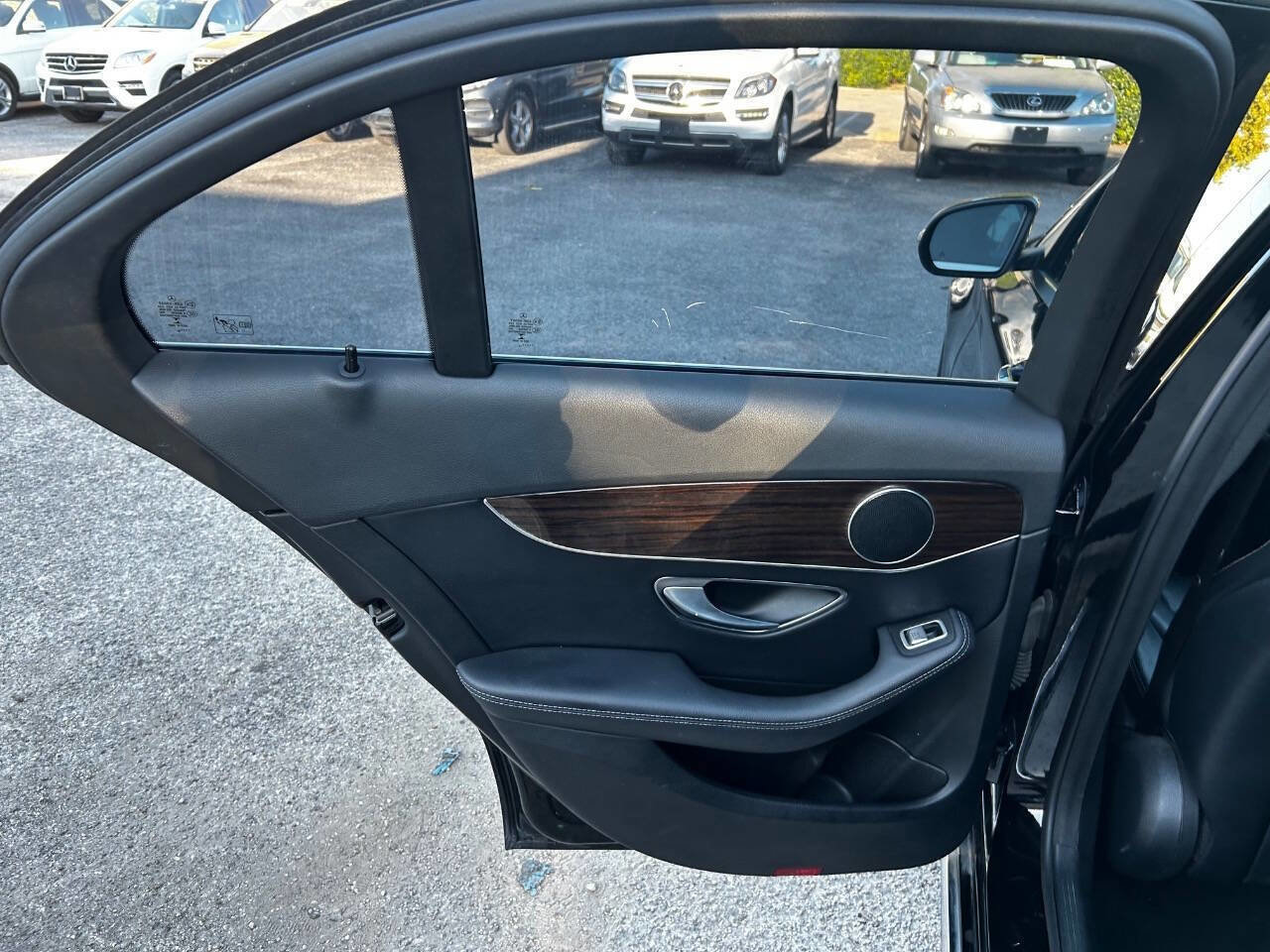 Used 2018 Mercedes-Benz C 300 Sedan w/ Premium Package image 10