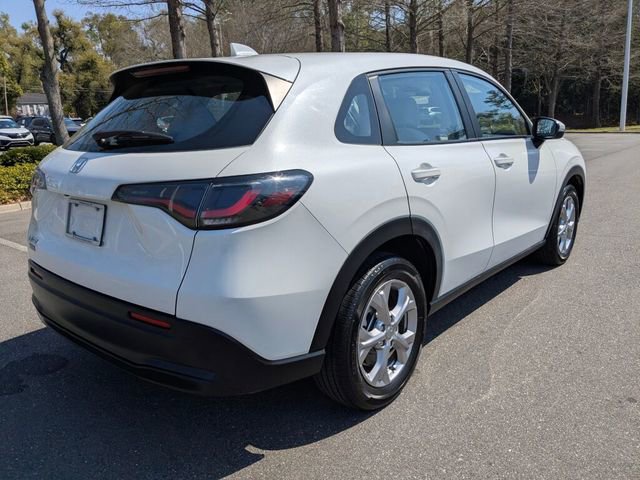 Certified 2024 Honda HR-V LX image 6
