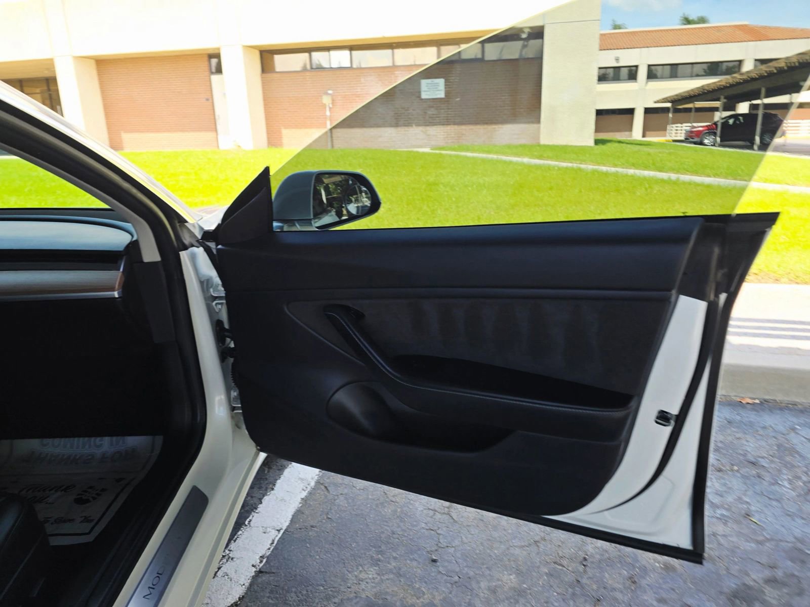 Used 2017 Tesla Model 3 Long Range RWD image 24