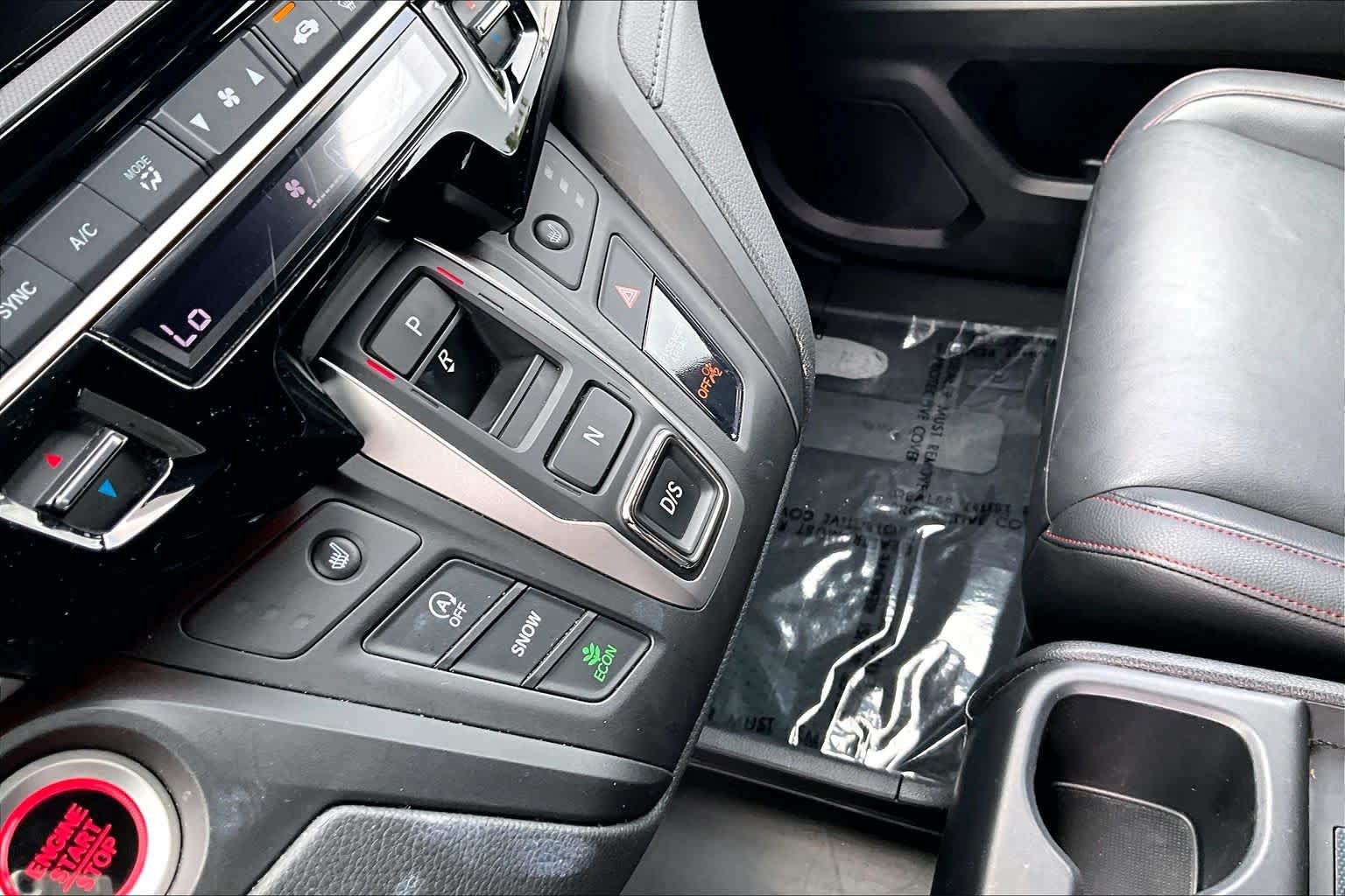 Used 2025 Honda Odyssey Sport-L image 17