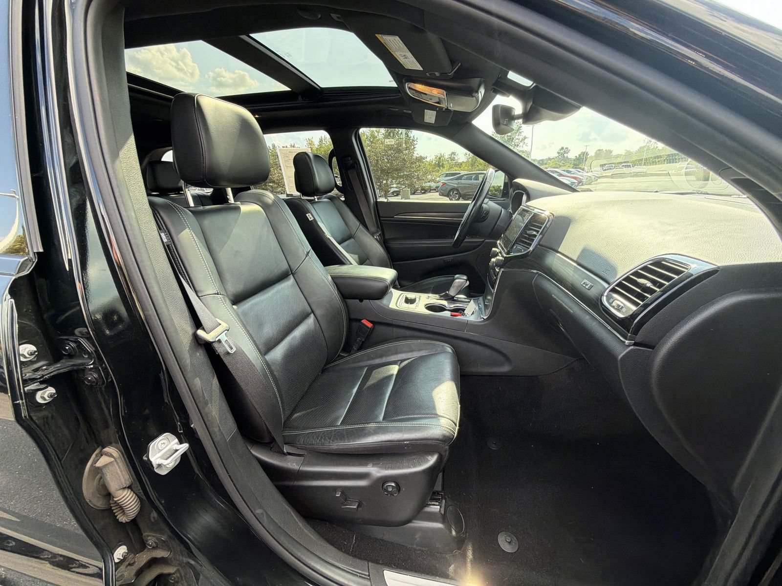 Used 2021 Jeep Grand Cherokee Limited w/ Quick Order Package 28K 80th AWD/4WD image 27