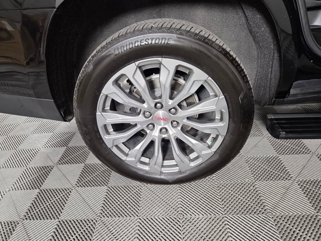 Used 2023 GMC Yukon Denali image 32