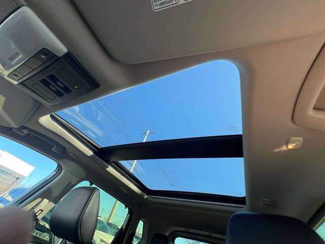 Used 2023 Nissan Rogue SV w/ SV Premium B Package image 33