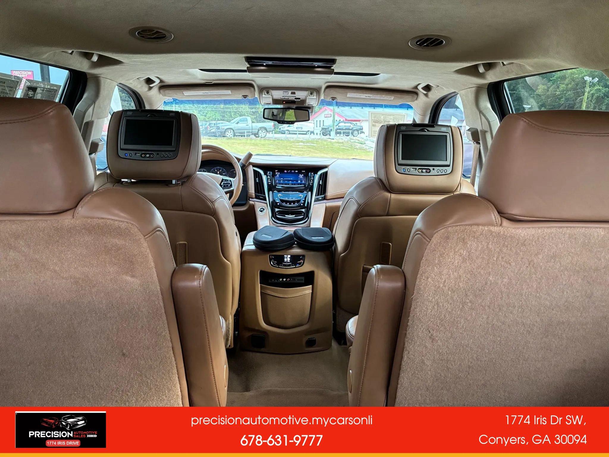 Used 2015 Cadillac Escalade Platinum image 27