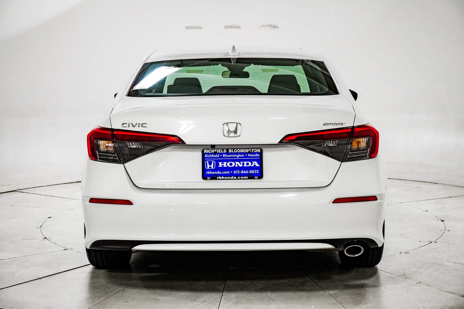 Used 2023 Honda Civic Sport image 7