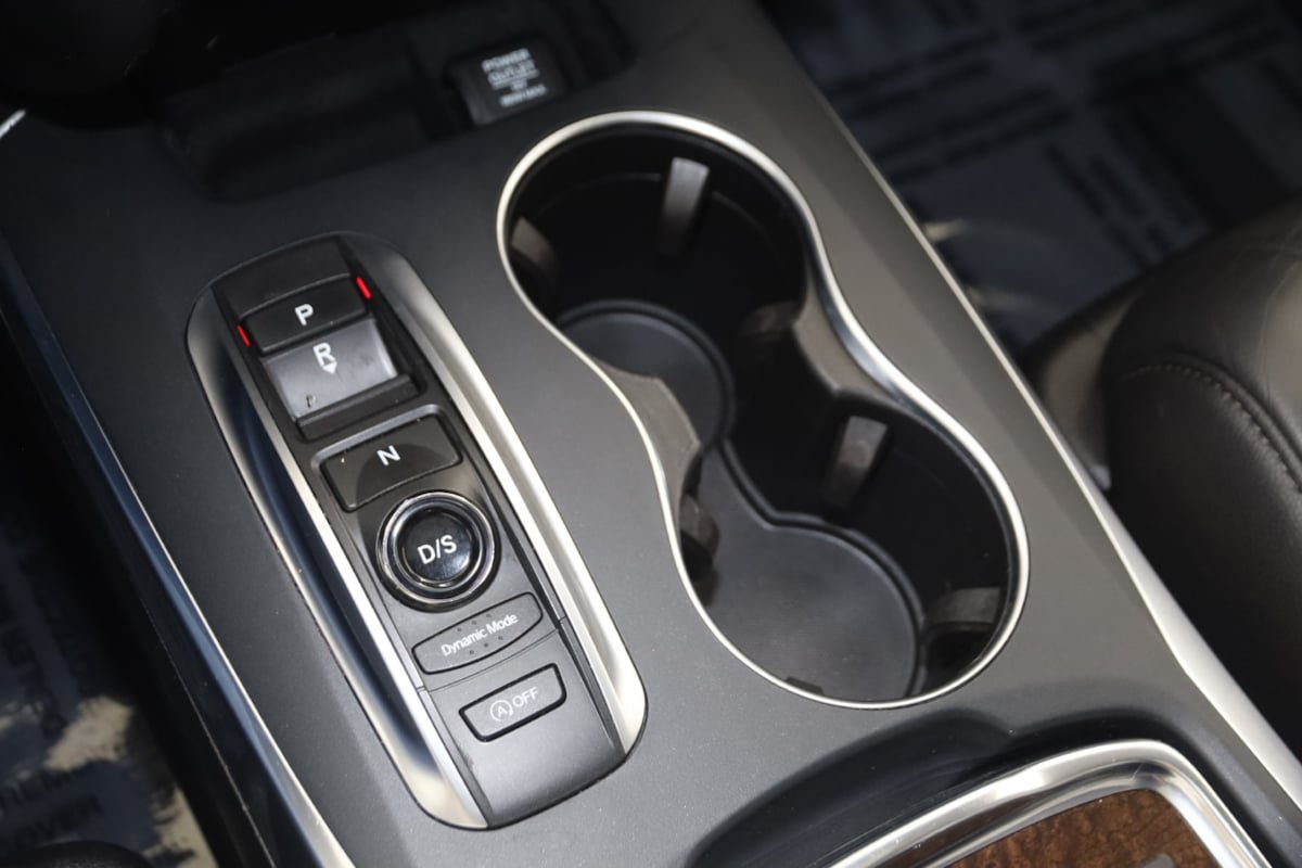 Used 2020 Acura MDX SH-AWD image 24