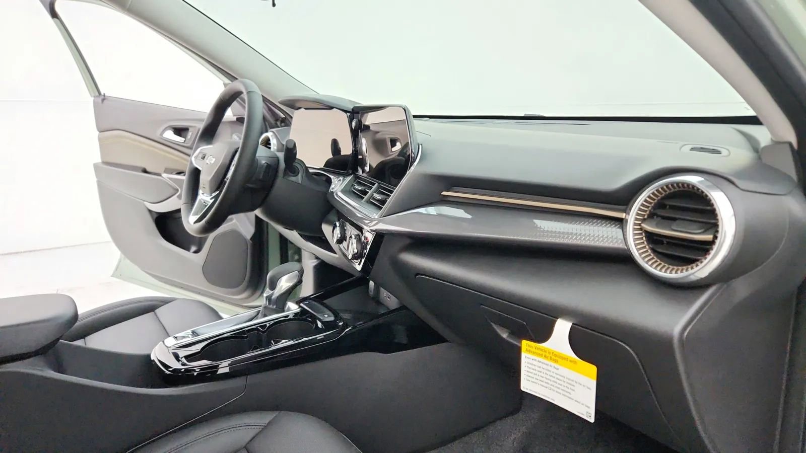 Used 2024 Chevrolet Trax ACTIV w/ Sunroof Package image 38