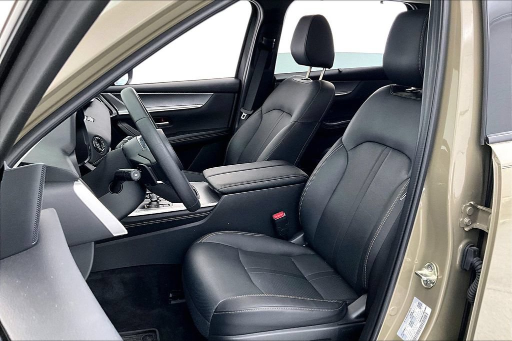 Used 2025 MAZDA CX-70 Plug-In Hybrid w/ Premium Pkg AWD/4WD image 32